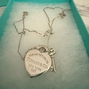 Return to Tiffany Medium Heart Tag Key Pendant Necklace